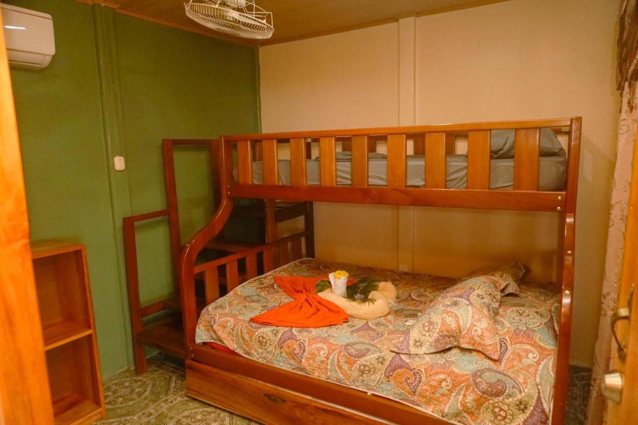 Hotel Gitana Corcovado, Y Tour Operador Drakes Bay Eksteriør billede